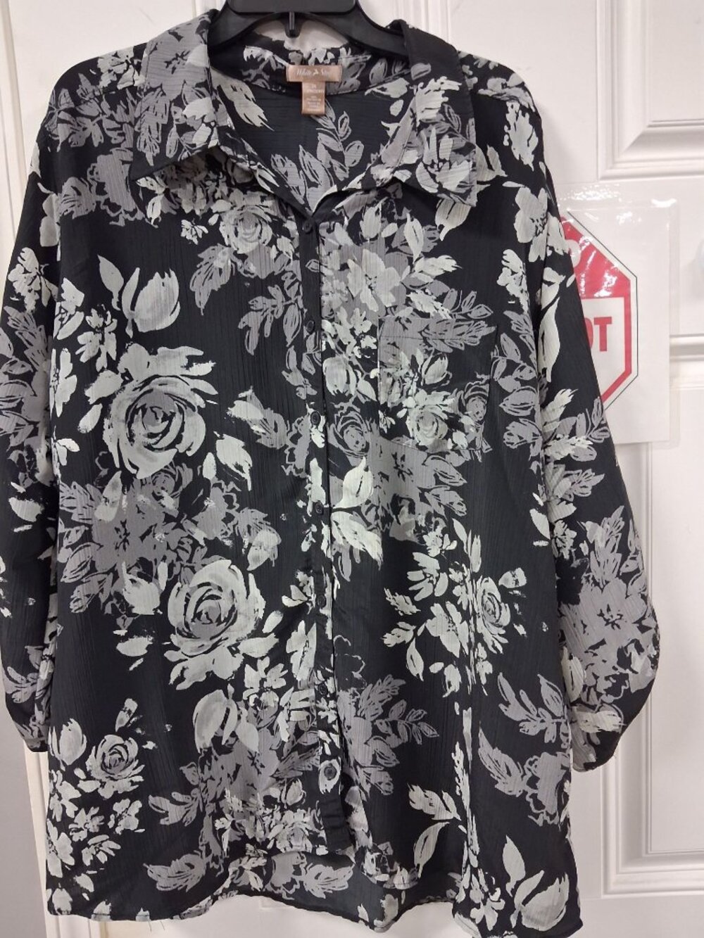 White Stag Woman's Button Down Dress Shirt 2X (18W/20W)